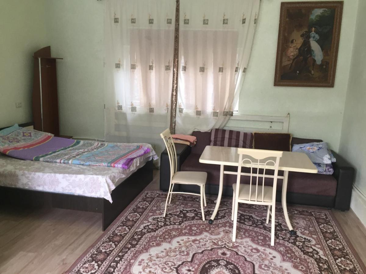 Hostel Vstrecha Γκρόζνυ Εξωτερικό φωτογραφία